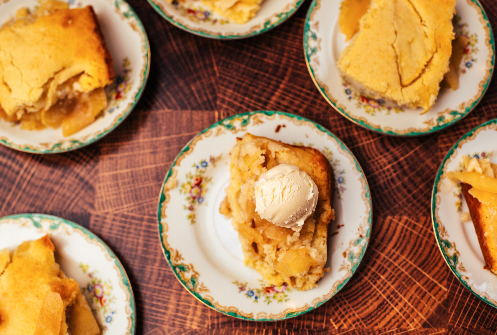 Apple Pie Cake