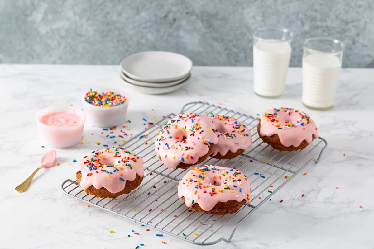 SwansDownGlazedCakeDonuts 2kx2k 2