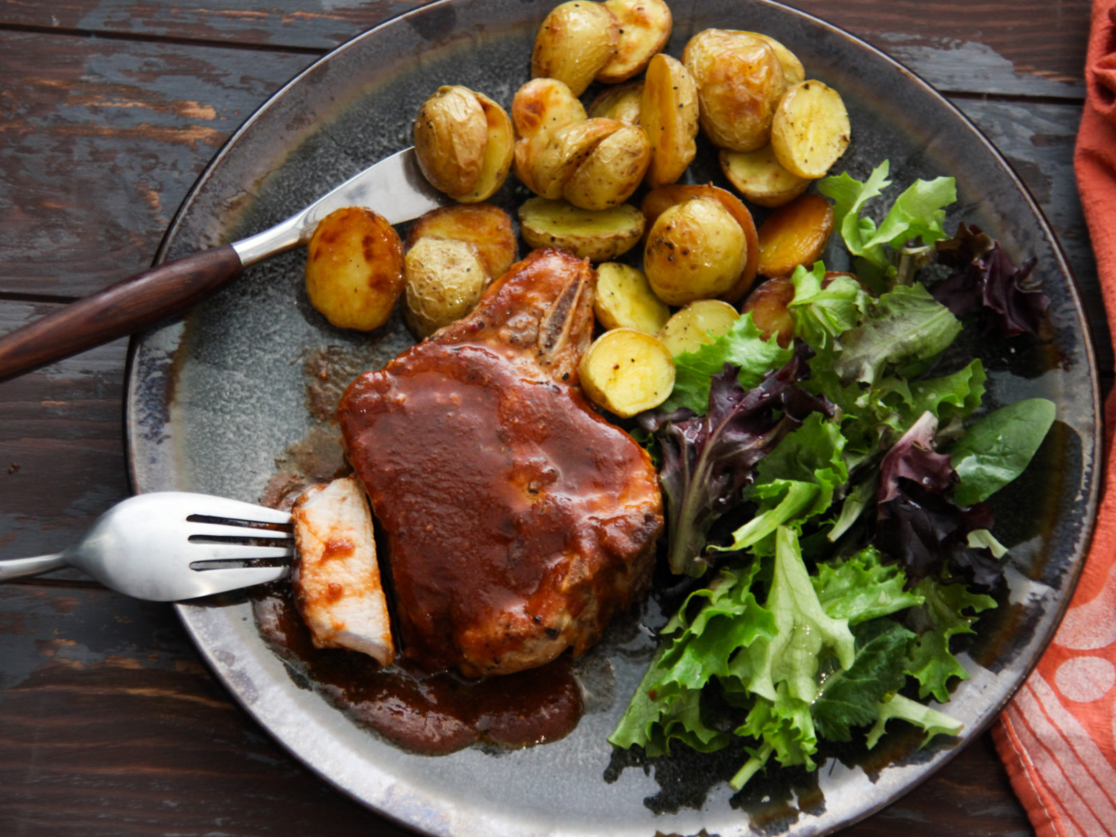 Pork Chops with Quick Tiger BBQ Sauce