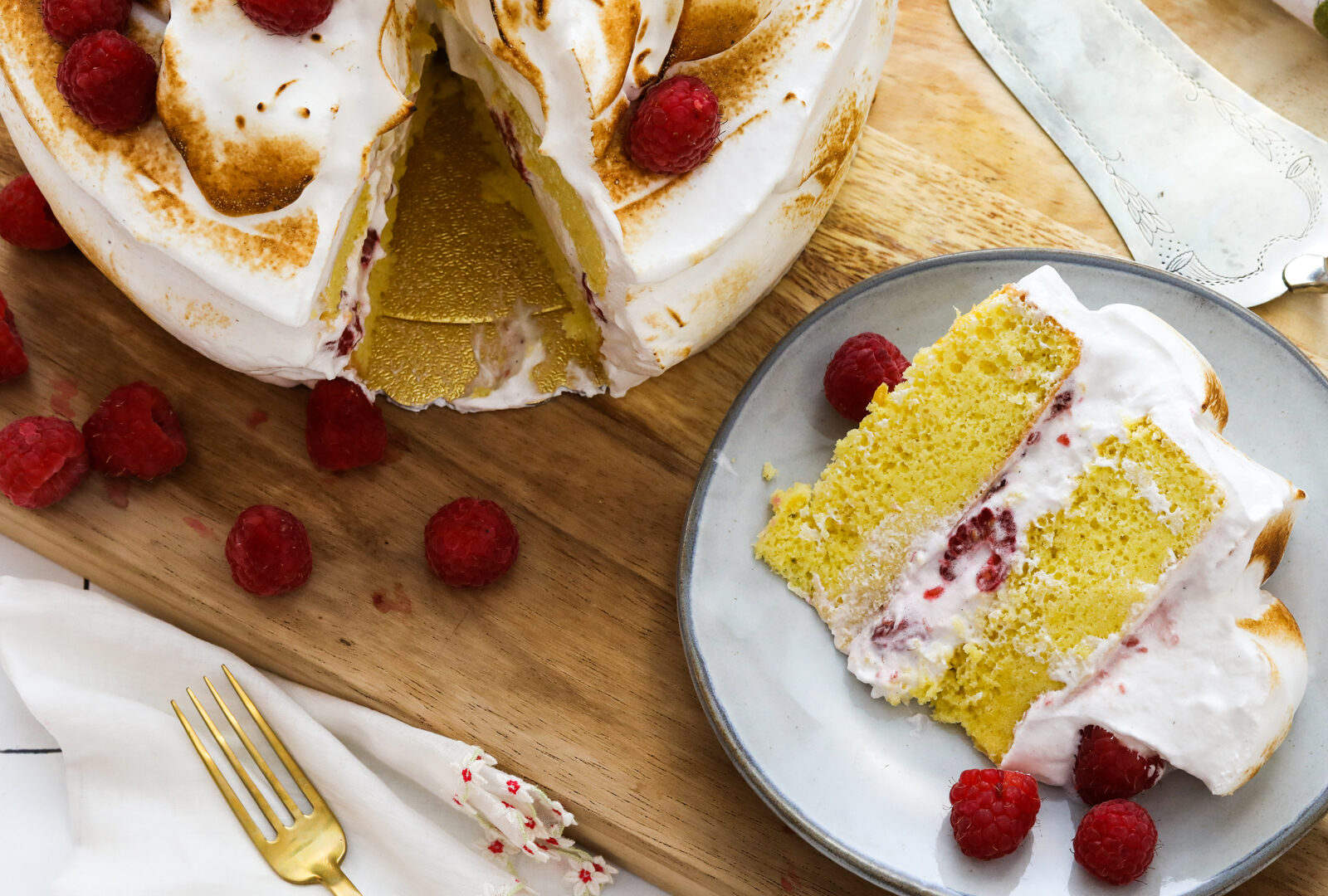 Raspberry Cake with Vanilla Bean Meringue