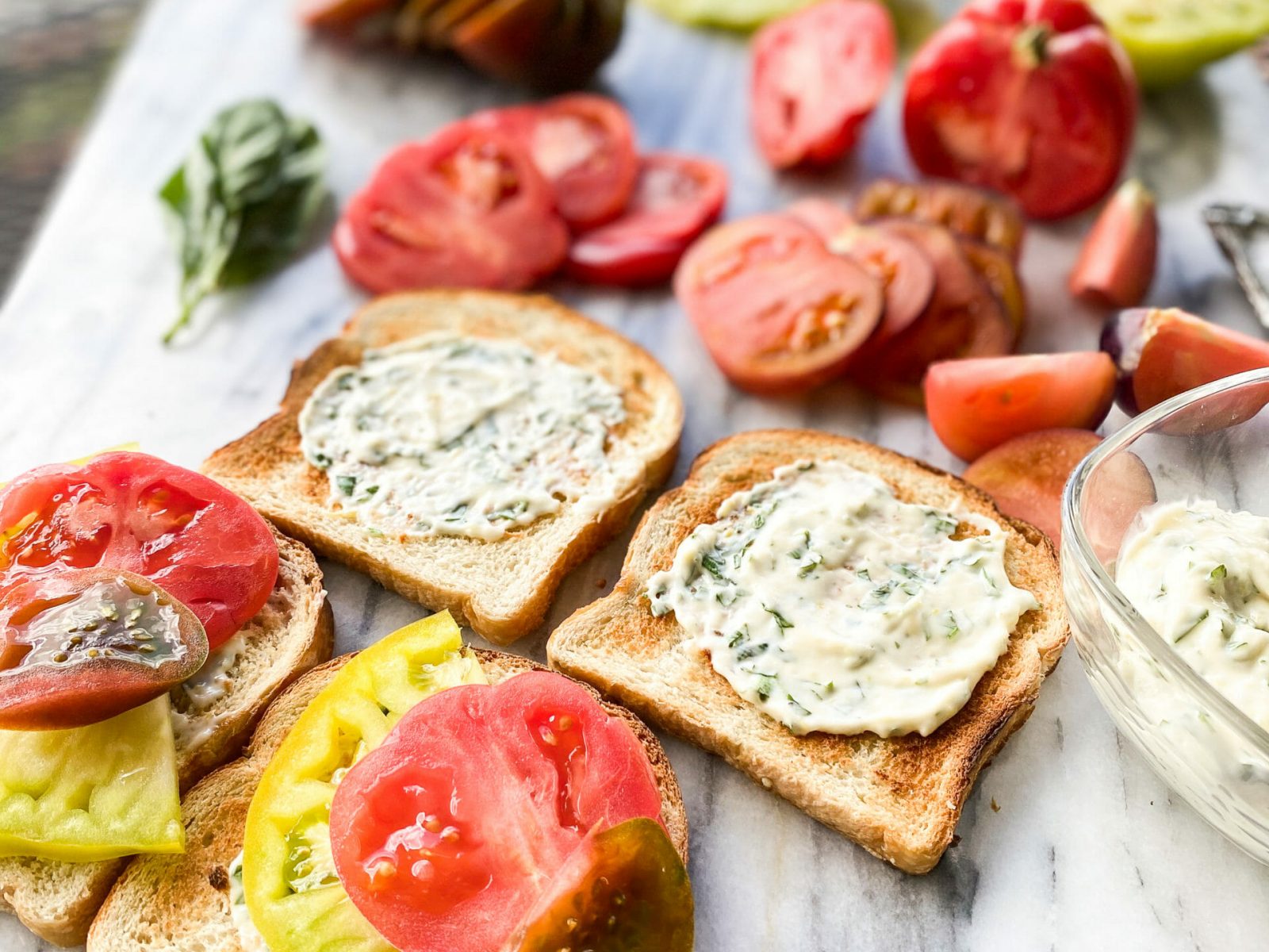 Old Fashioned Tomato Sandwich