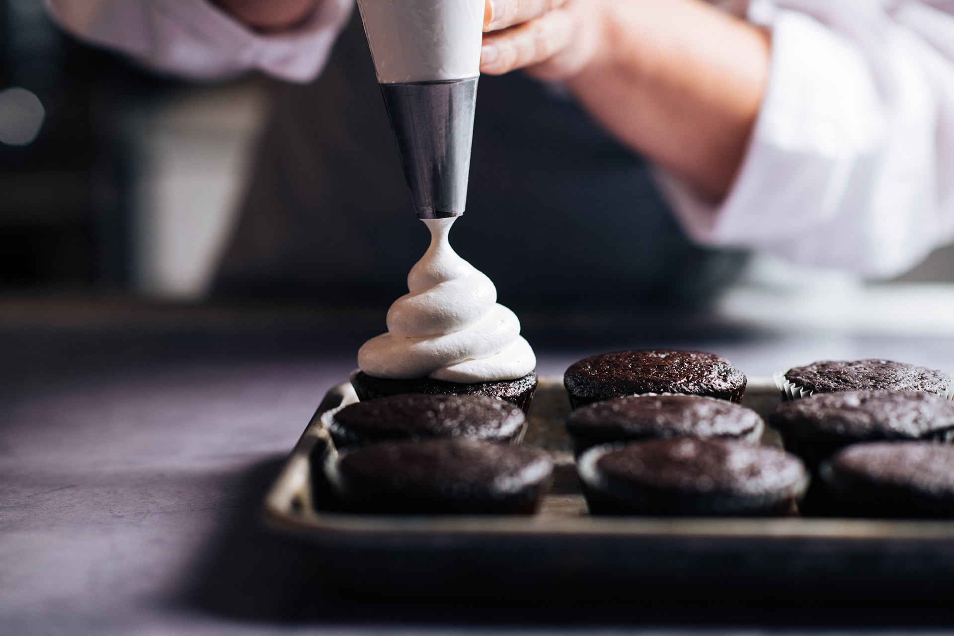 DevilsFoodCupcakes 16 1920 5