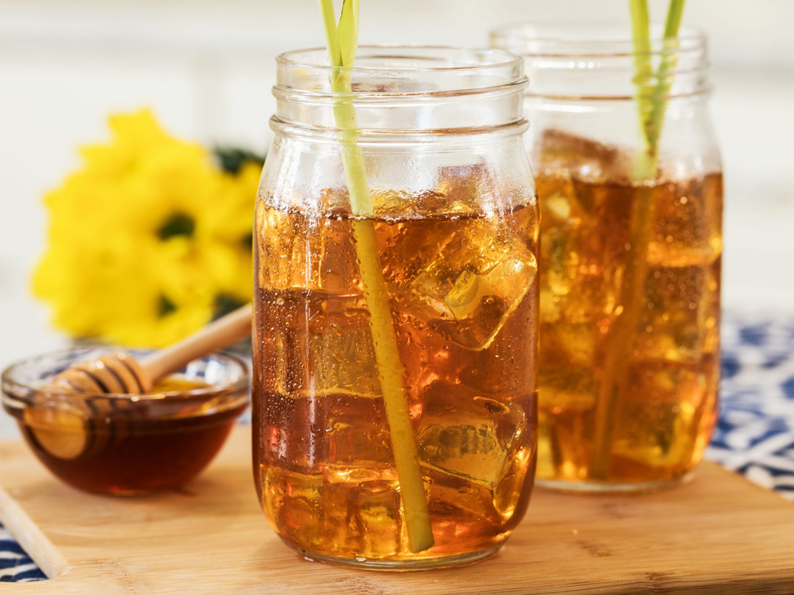 Honey-Ginger Iced Green Tea with Lemongrass