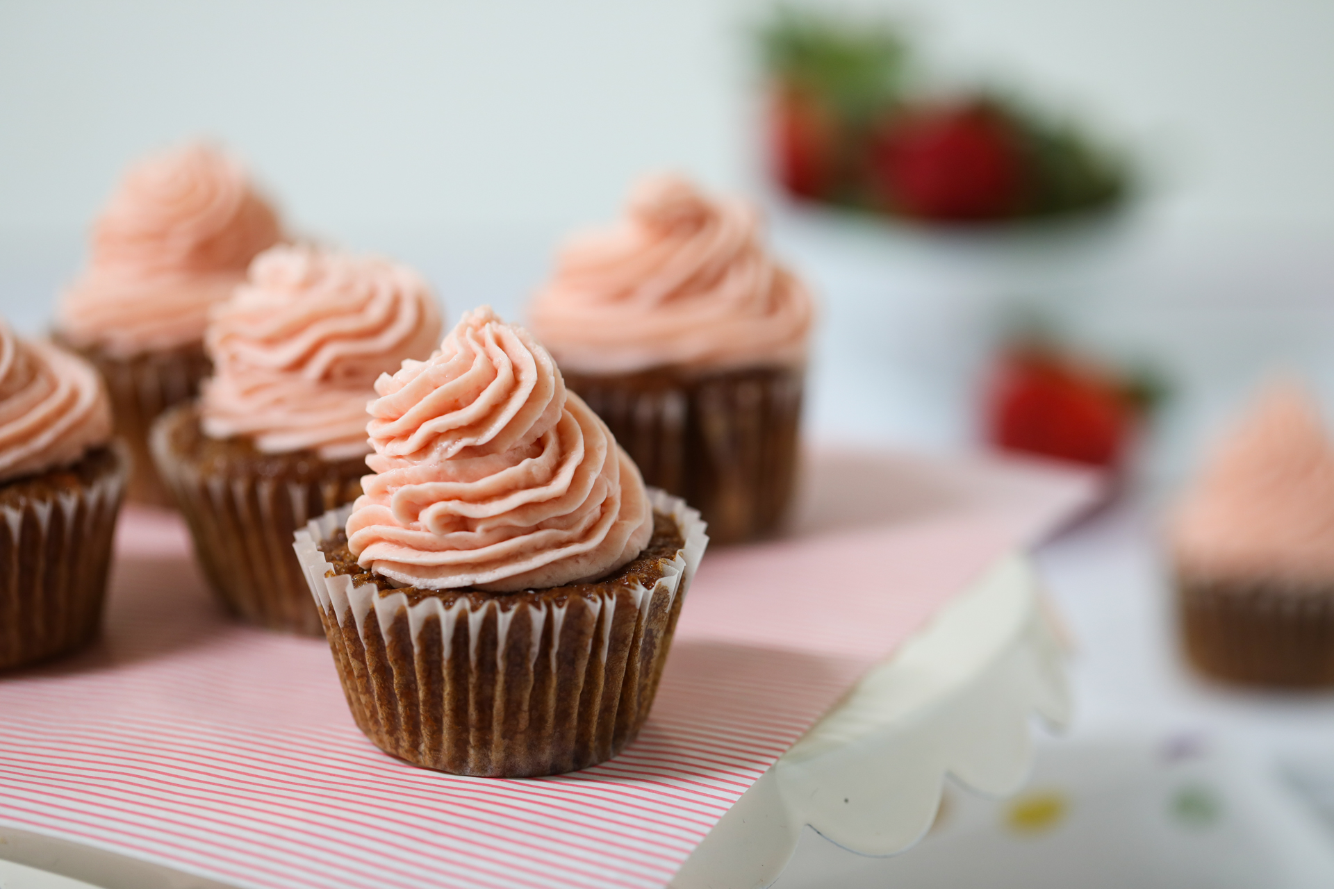 Strawberry Mascarpone Cream Cheese Frosting 1