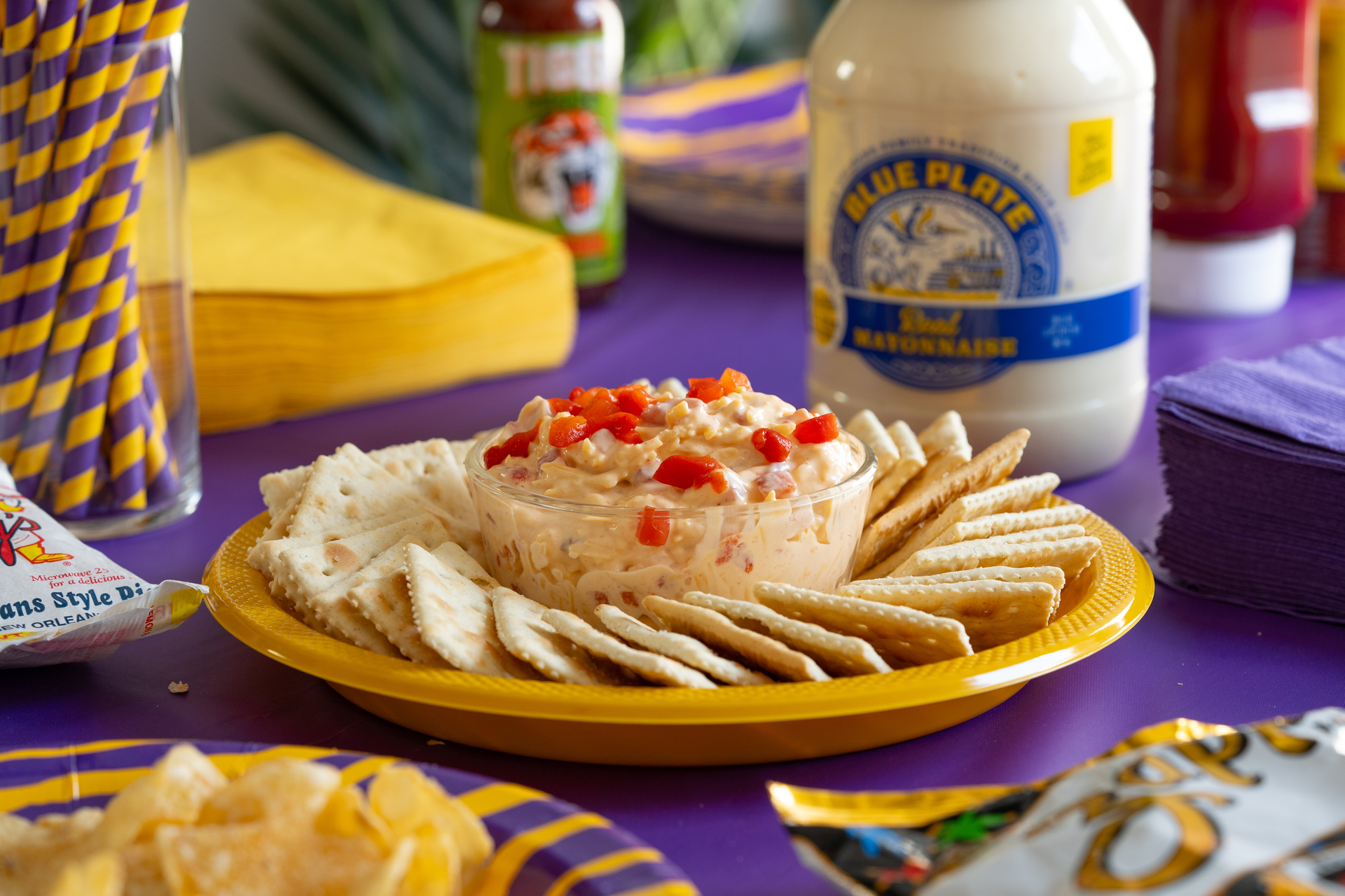 LG 1920X BPM Recipe Cheesy Pimento Tiger Dip Horizontal 2