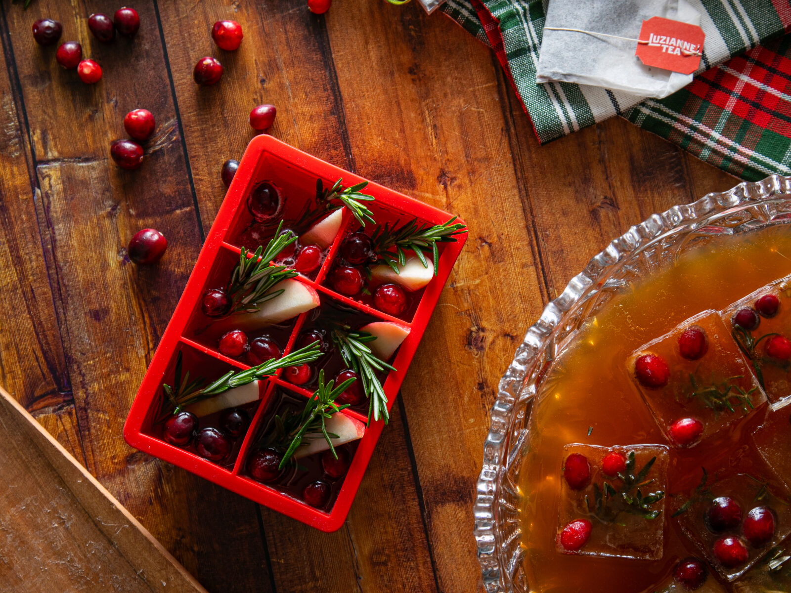 Ciderberry Tea Ice Cubes